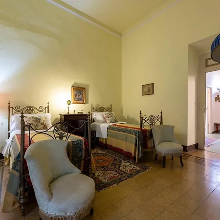 Castello Di - Lechner - Residenza D'epoca Maison d'hôtes Sovicille