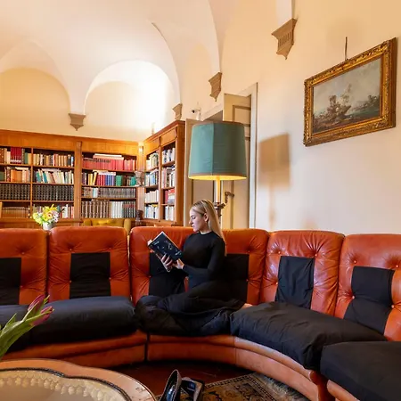 Castello Di - Lechner - Residenza D'epoca بيت ضيافة *