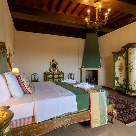 بيت ضيافة Castello Di - Lechner - Residenza D'epoca سوفيتشيلي